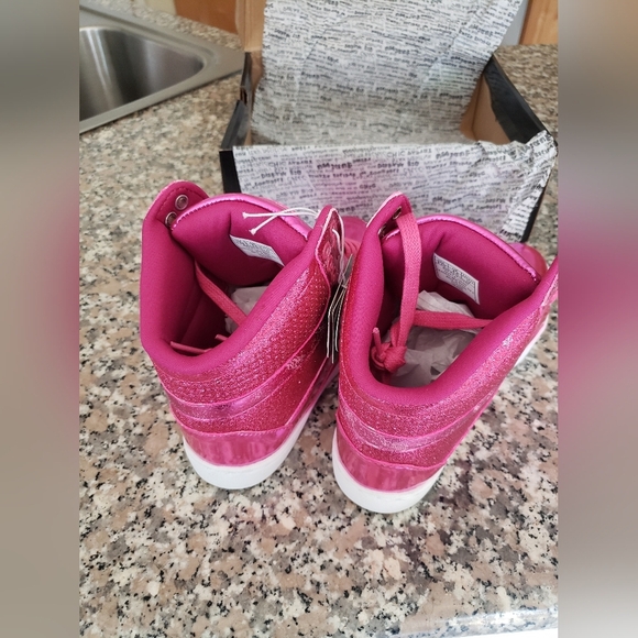 New Pastry Pop Tart Glitter High-Top Sneaker & Dance Shoe - FUCHSIA - Size 6.5 - Picture 4 of 4